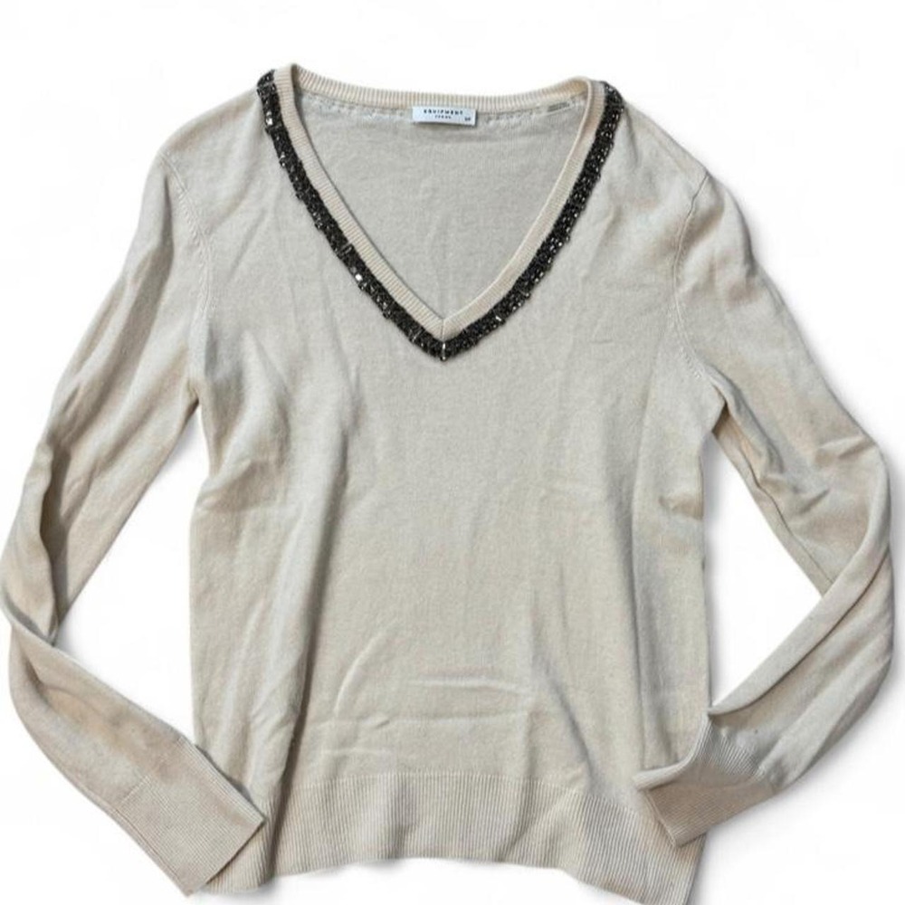 Equipment Femme Cream long sleeve cashmere/wool blend sweater